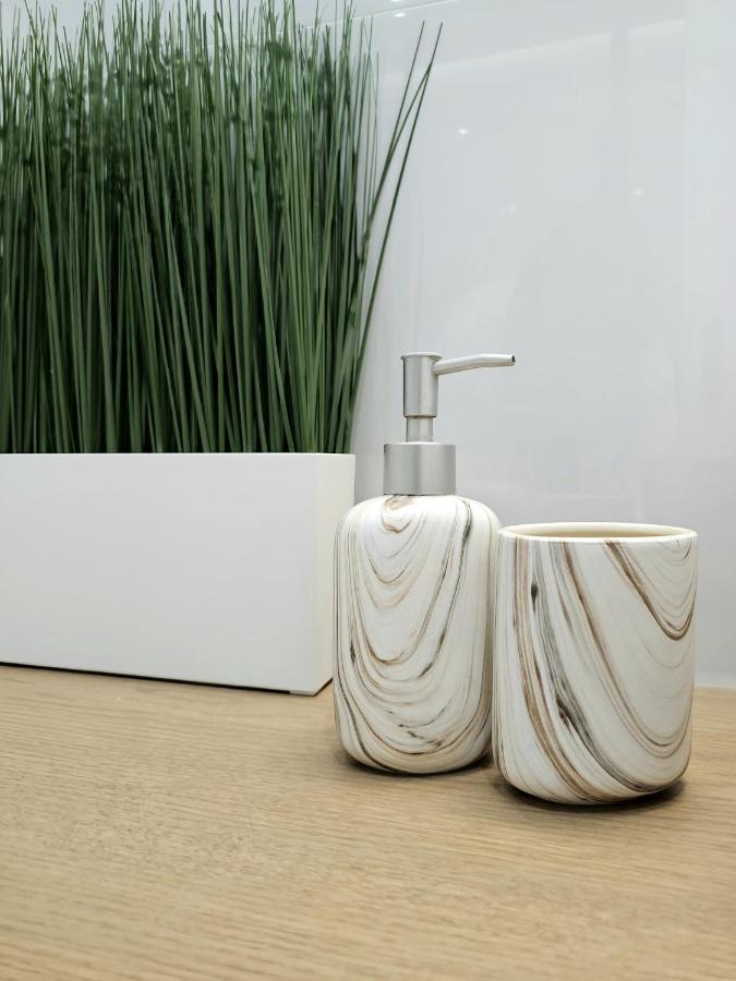 Modern Garden View In Voula, - Luxe Apartment *