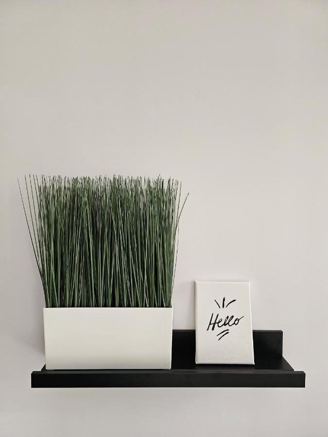 Modern Garden View In Voula, - Luxe Apartment Athens