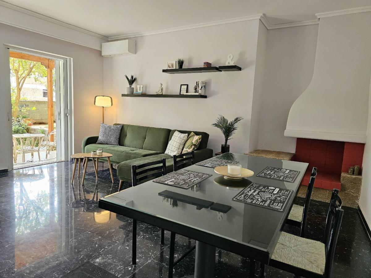 Modern Garden View In Voula, - Luxe Apartment