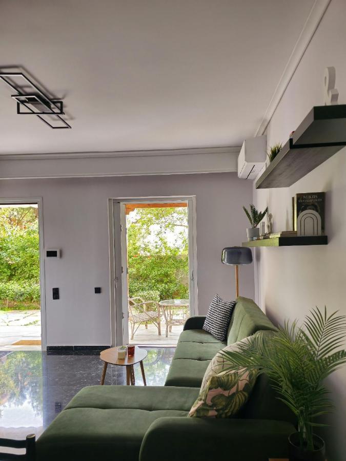 Apartment Modern Garden View In Voula, - Luxe
